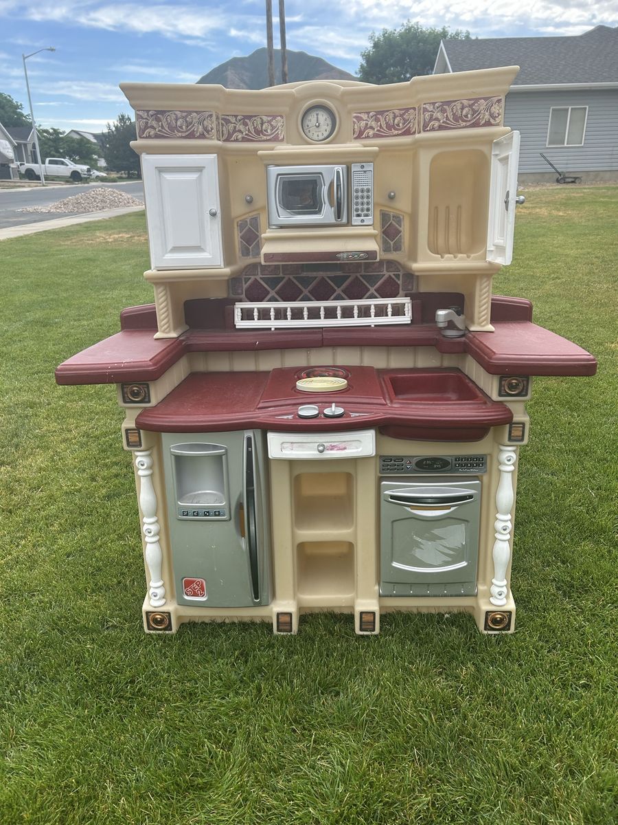 Playtime kitchen