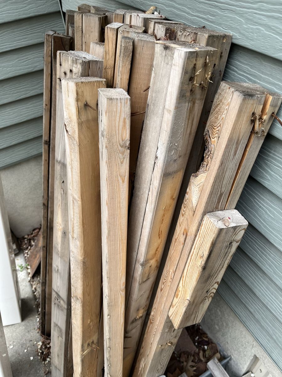 FREE ROUGH CUT WOOD - YOU HAUL!