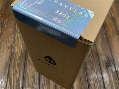 Hydrojug Ice Blue Sparkly 32 Ounce Traveler NIB