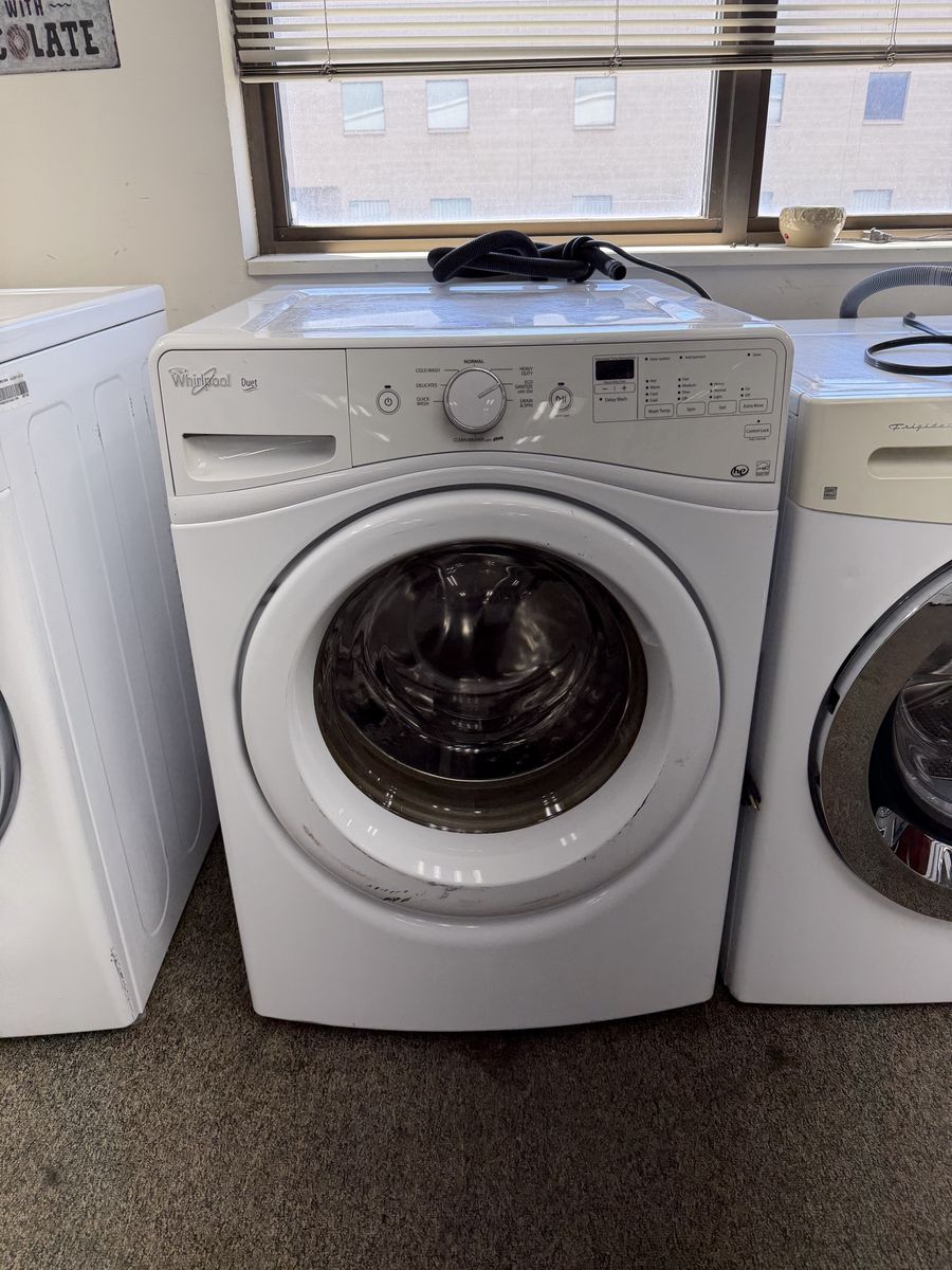 BIG SAVINGS! GOOD WHIRLPOOL FRONT LOAD WASHER