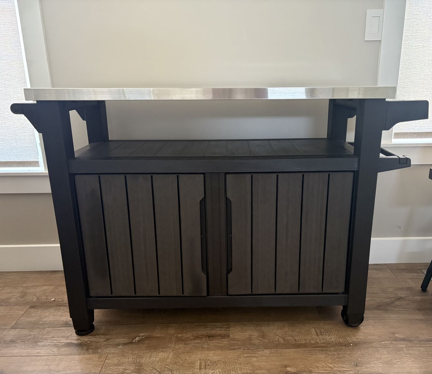 New Keter Unity XL Outdoor Rolling Prep Table