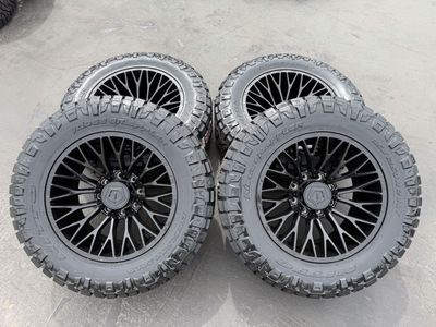 New 35x12.50r20 Nitto Ridge TIS 566B 8x170 Ford 8
