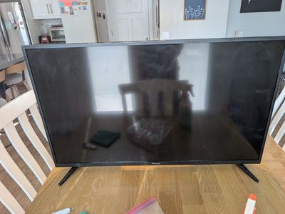 Pioneer 43-inch LCD TV 4k Smart TV with Dolby Vision and HDMI connectivity