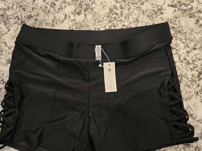 Strappy Women's Swim Shorts