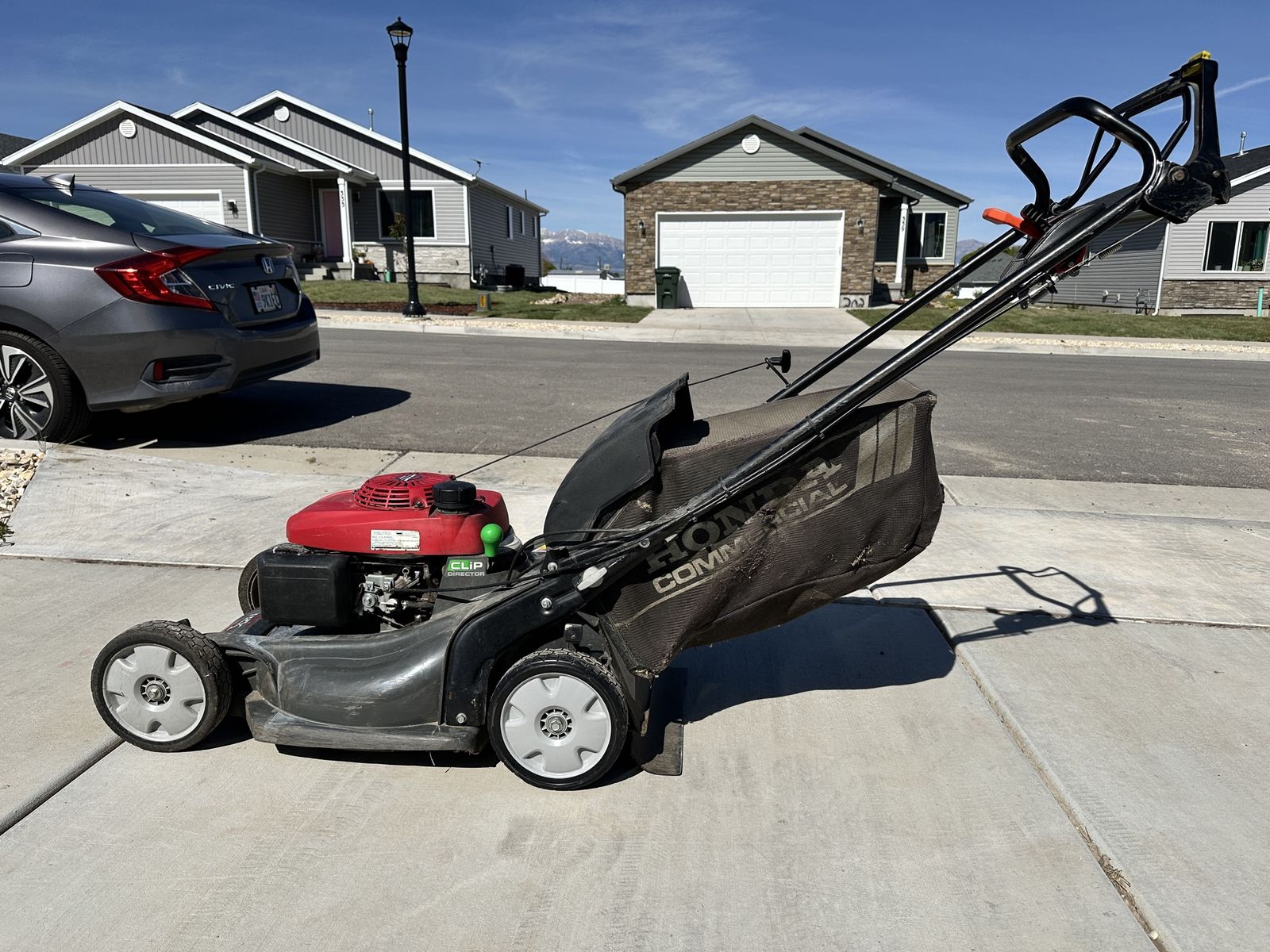 Honda HRX 217 lawn mower