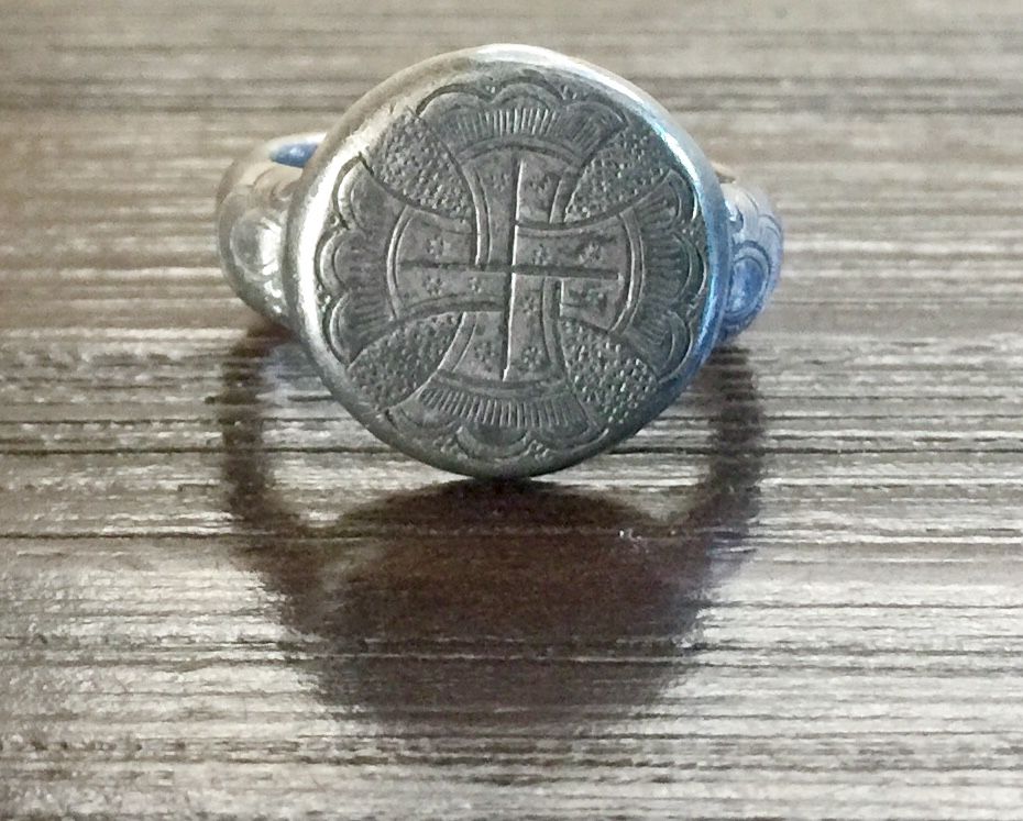 Oxidized Sterling Silver Signet Ring – Vintage Cross Design