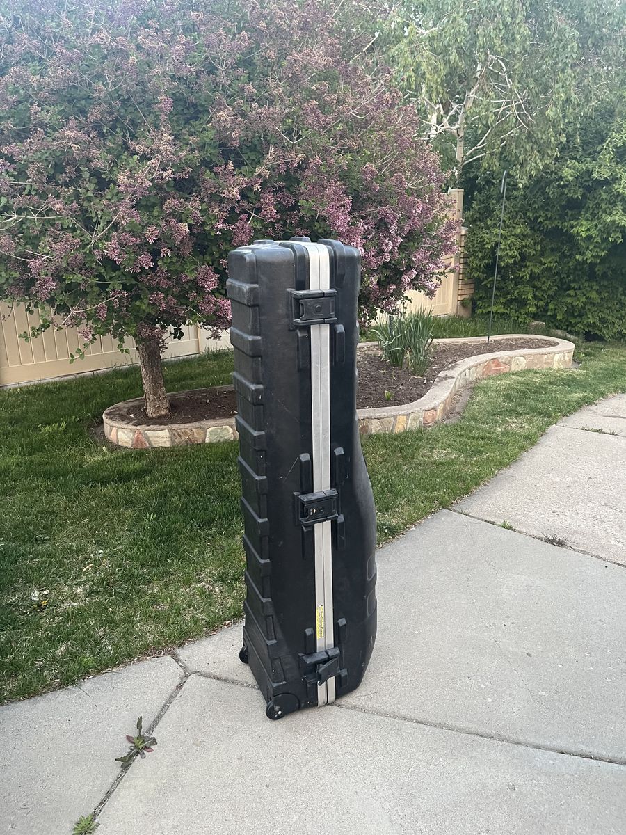 SKB Golf Travel Case