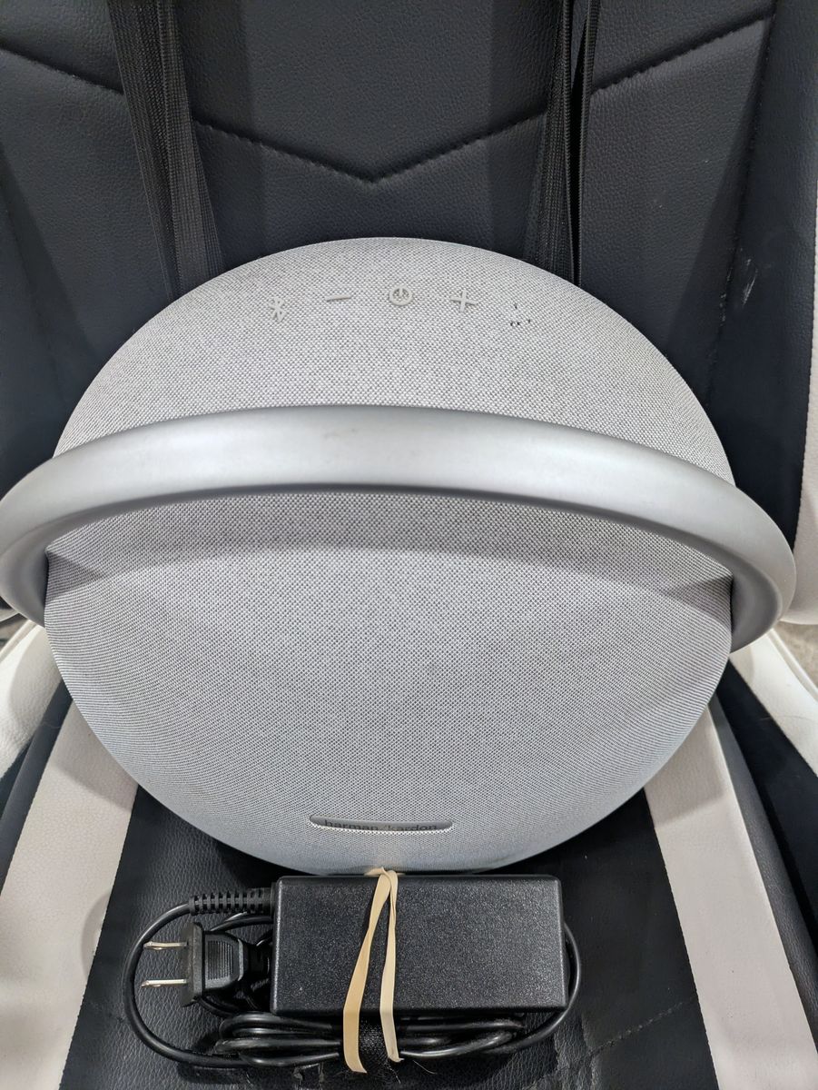 Harmon Kardon Onyx Studio 7