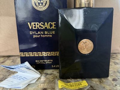 Versace Dylan Blue Pour Homme Eau de Toilette Spray 3.4 oz / 100 ml