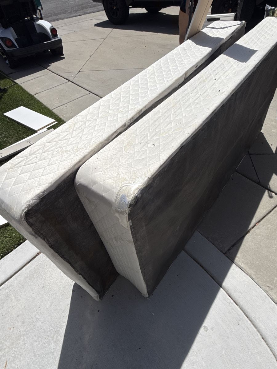 2 box spring twin for king size