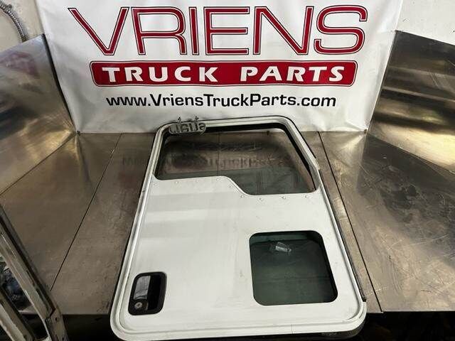 Kenworth T800 Front Door Assembly