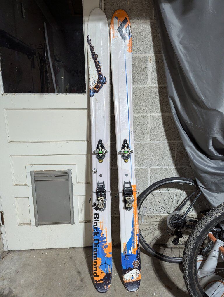 Black Diamond Megawatts (188) with Dynafit Radical