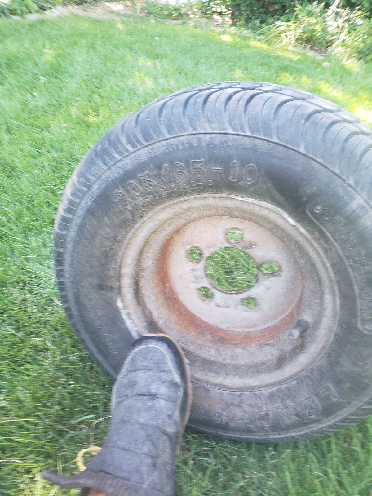 GOOD TIRE/WHEEL FOR 4X4 VEHICLES