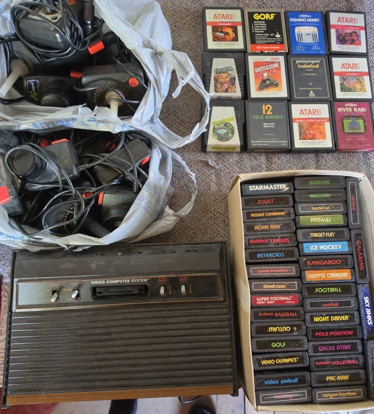 HUGE Atari 2600 bundle 47 games!