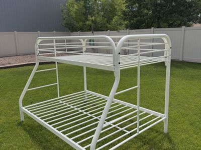 Bunk bed
