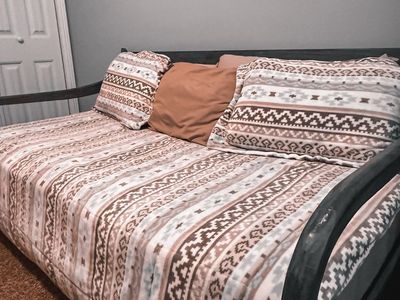 Solid Wood Lattice Back Indonesian Daybed Frame and Mattress