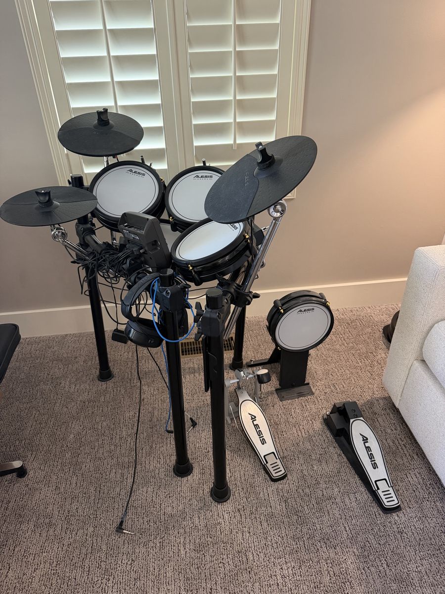 Alesis electric drum set