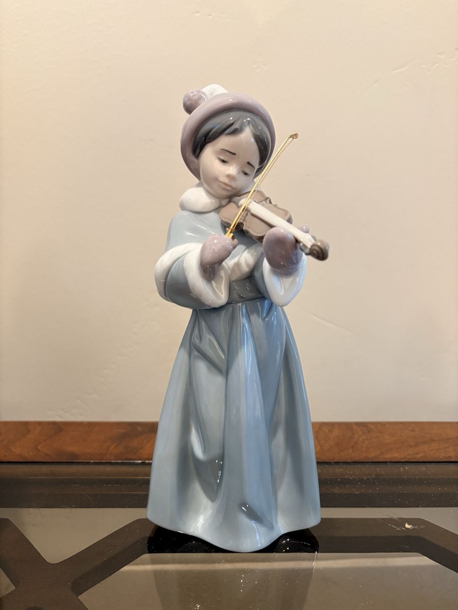 Lladro The Spirit Of Christmas #6534
