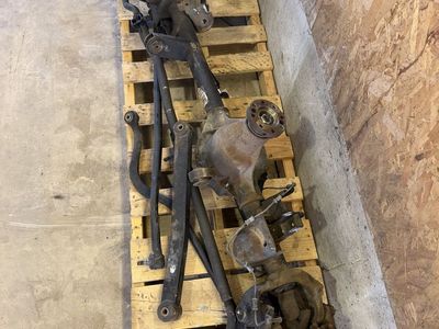 Dana 30