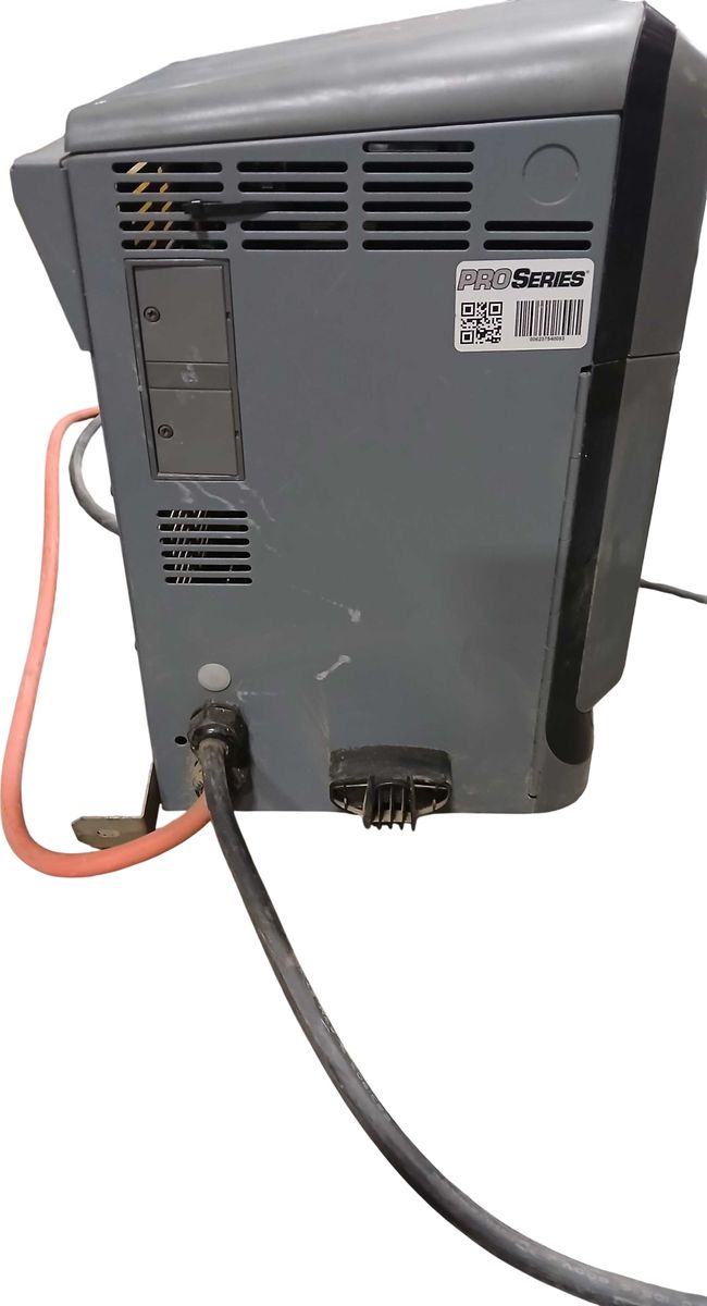 Main image 4