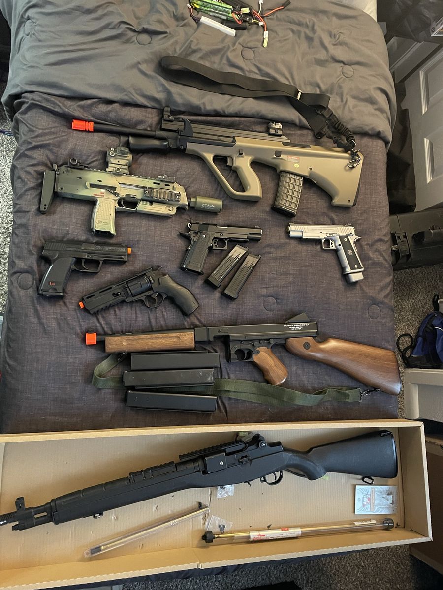 Airsoft Collection: KWA MP7, AW Custom 2011, TM Hi-Capa, Elite Force H8R, Cybergun Thompson, Snow Wolf AUG, UKARMS M14