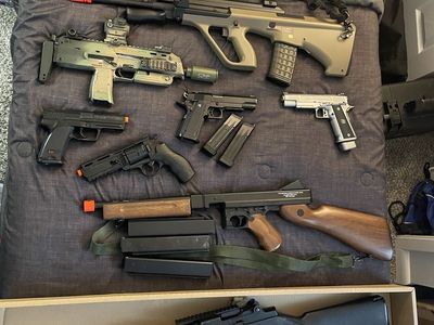 Airsoft Collection: KWA MP7, AW Custom 2011, TM Hi-Capa, Elite Force H8R, Cybergun Thompson, Snow Wolf AUG, UKARMS M14