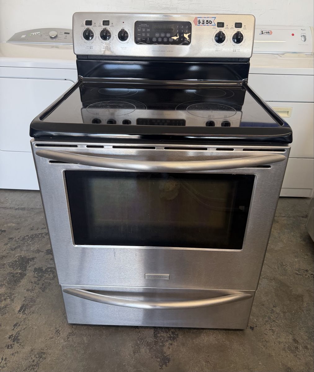 Frigidaire Professional Series Stainless Steel Electric Range with Glass Cooktop