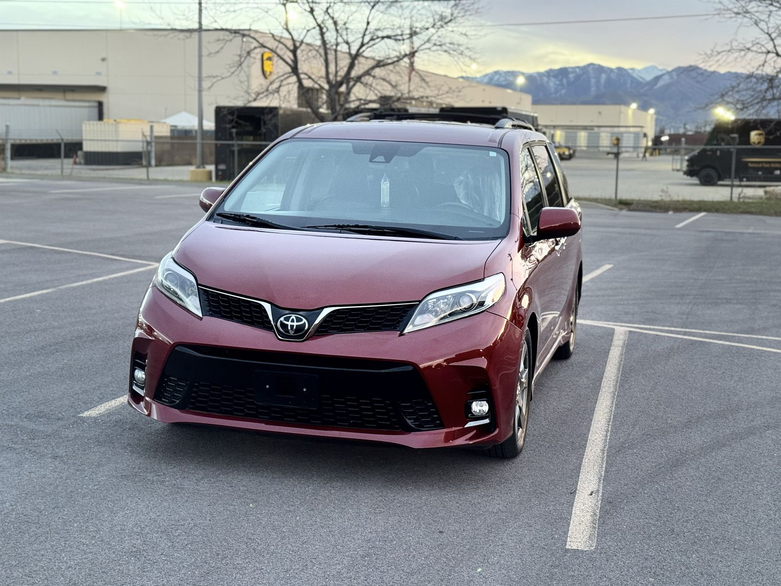 2018 TOYOTA SIENNA SE
