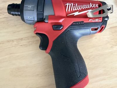 Milwaukee M12 Fuel 1/4" 2 Speed Screwdriver