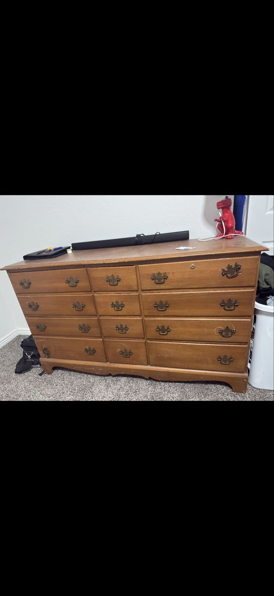 12 drawer wood dresser