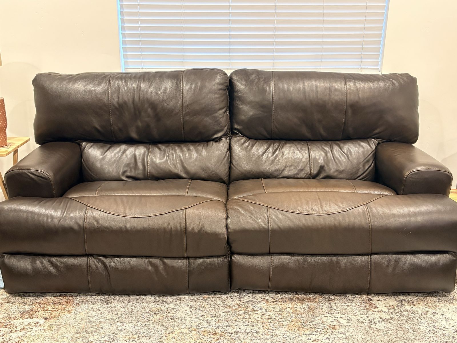 Reclining leather Sofa