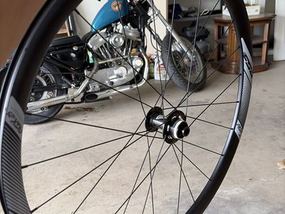 FSA AGX i25 tubeless wheel set hg/xdr