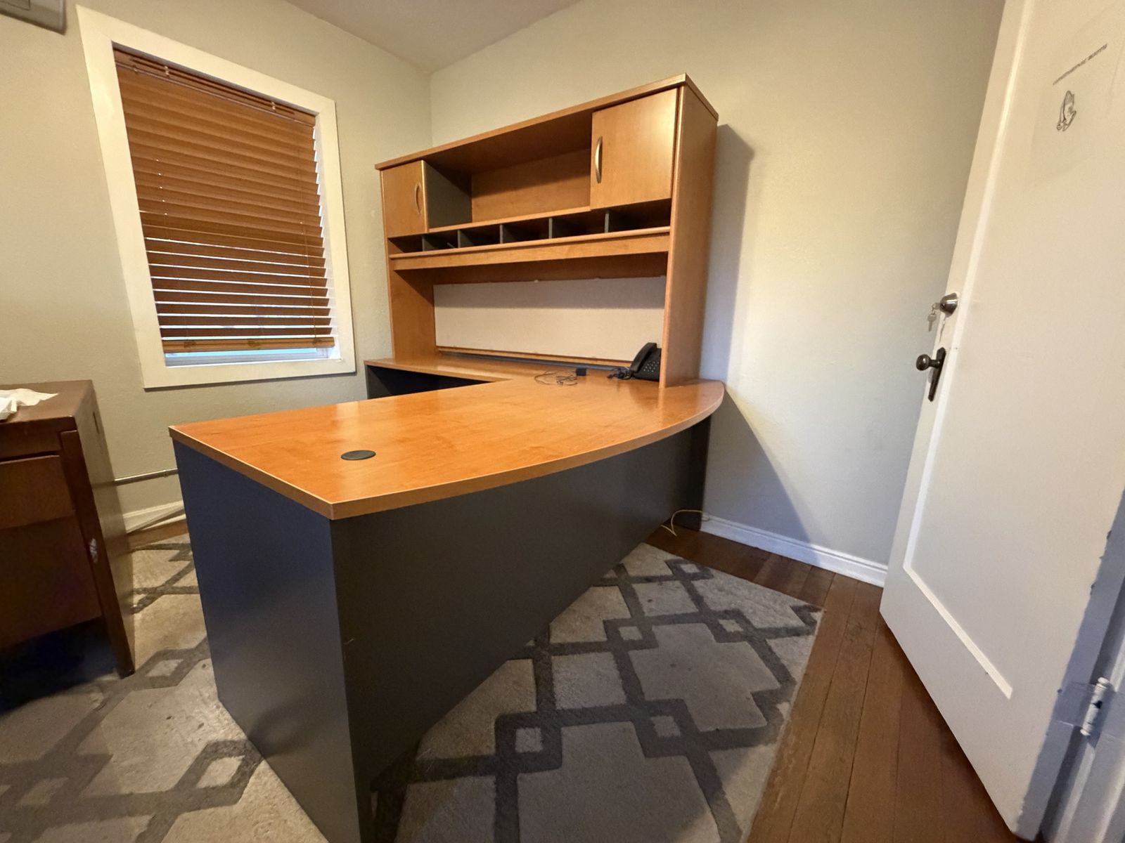 Big near new desk