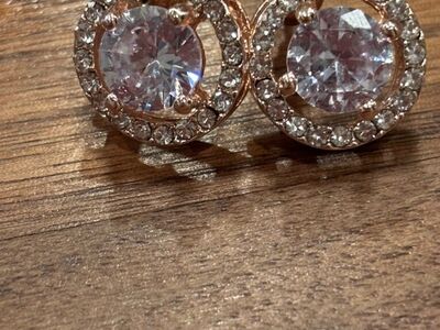 Beautiful Rose Gold Earrings Great Gift Idea!