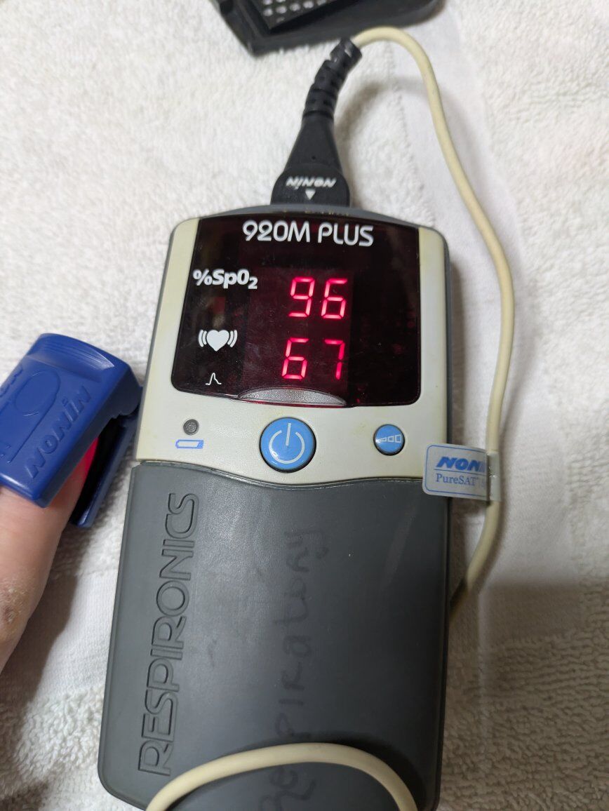 Nonin 920M Pulse Oximeter with adult finger probe.