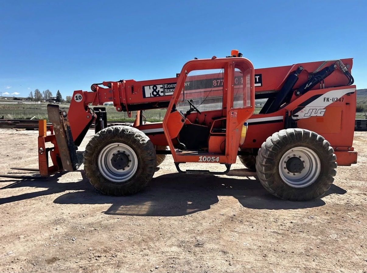 Skytrack 10054 Telehandler