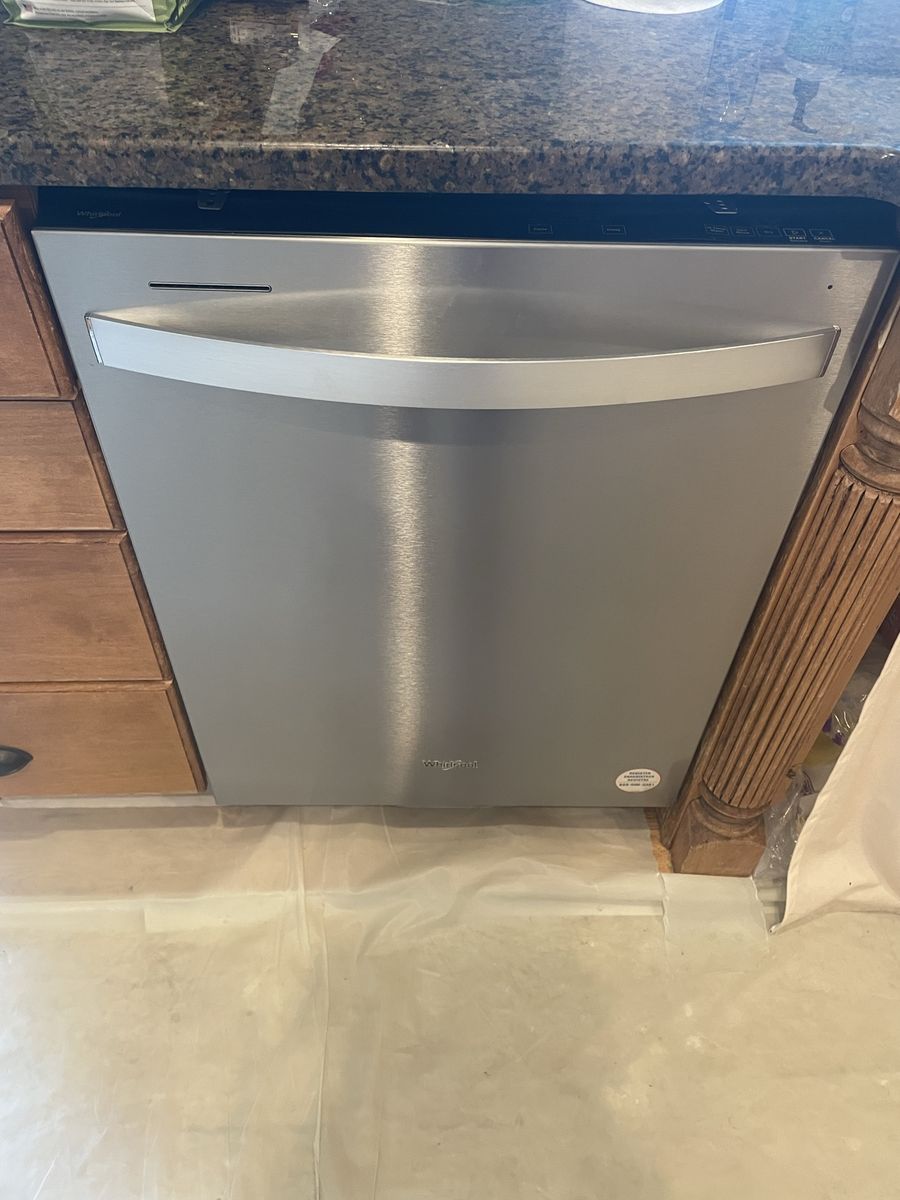 Whirlpool Dishwasher — Only 1.5 Years Old, Purchased New