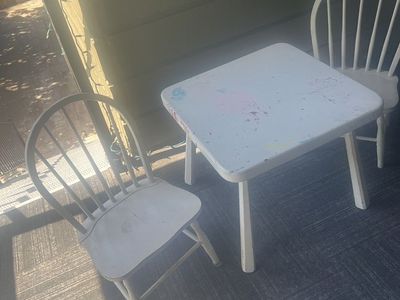 Kid size Table 2 Chairs.