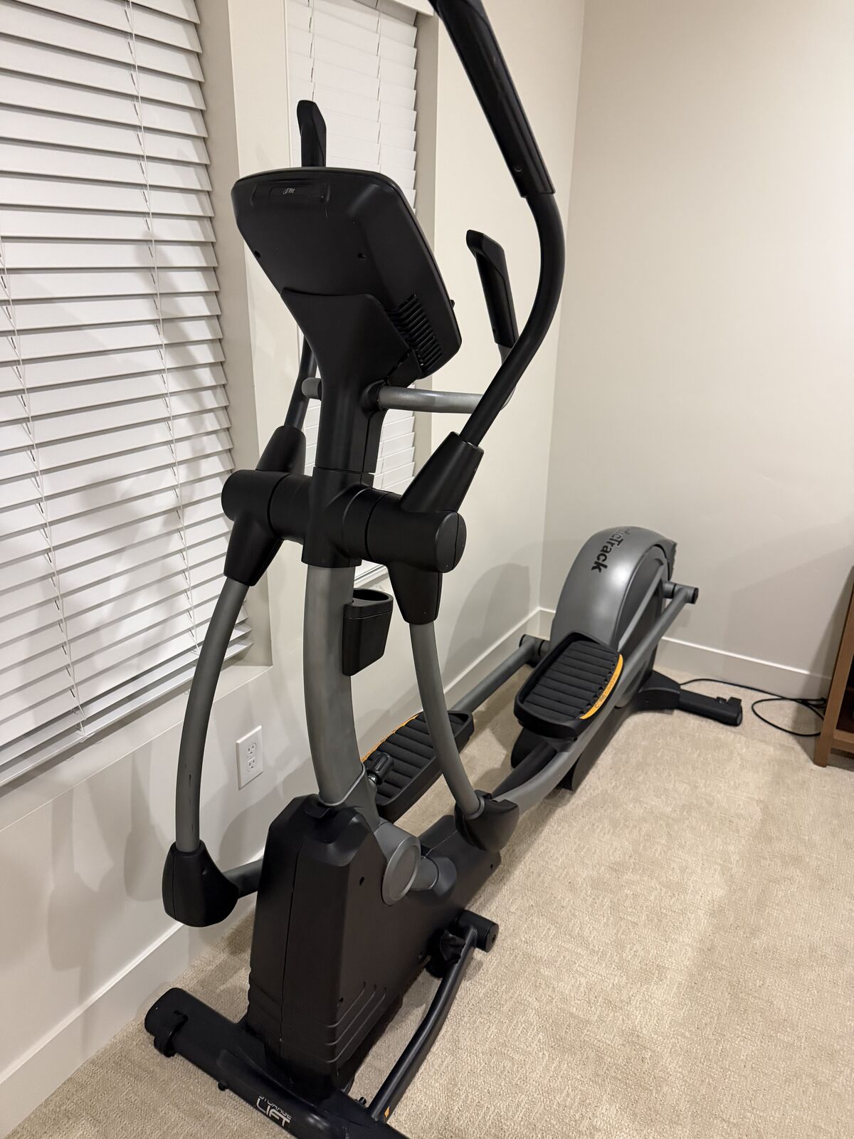 Nordic track elliptical