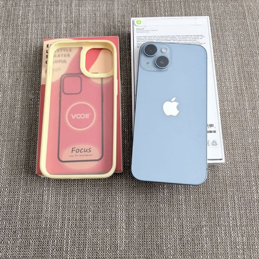 iPhone 14 w cases