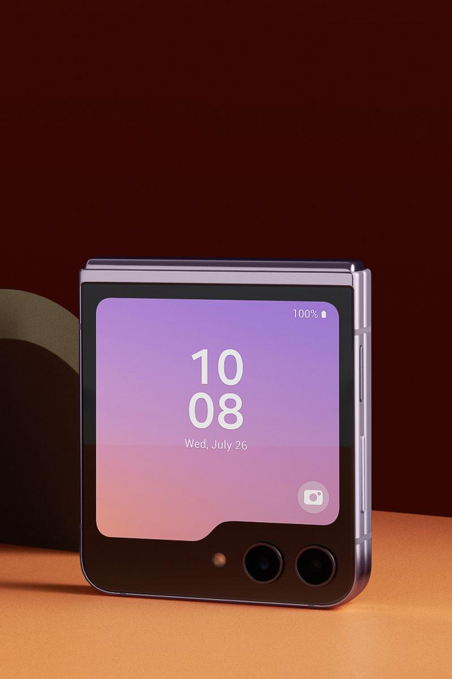 Samsung Galaxy Z Flip 5 | 256GB | Lavender Factory Unlocked