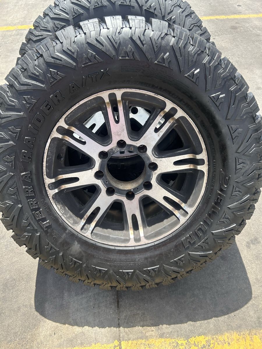Wheels y tires