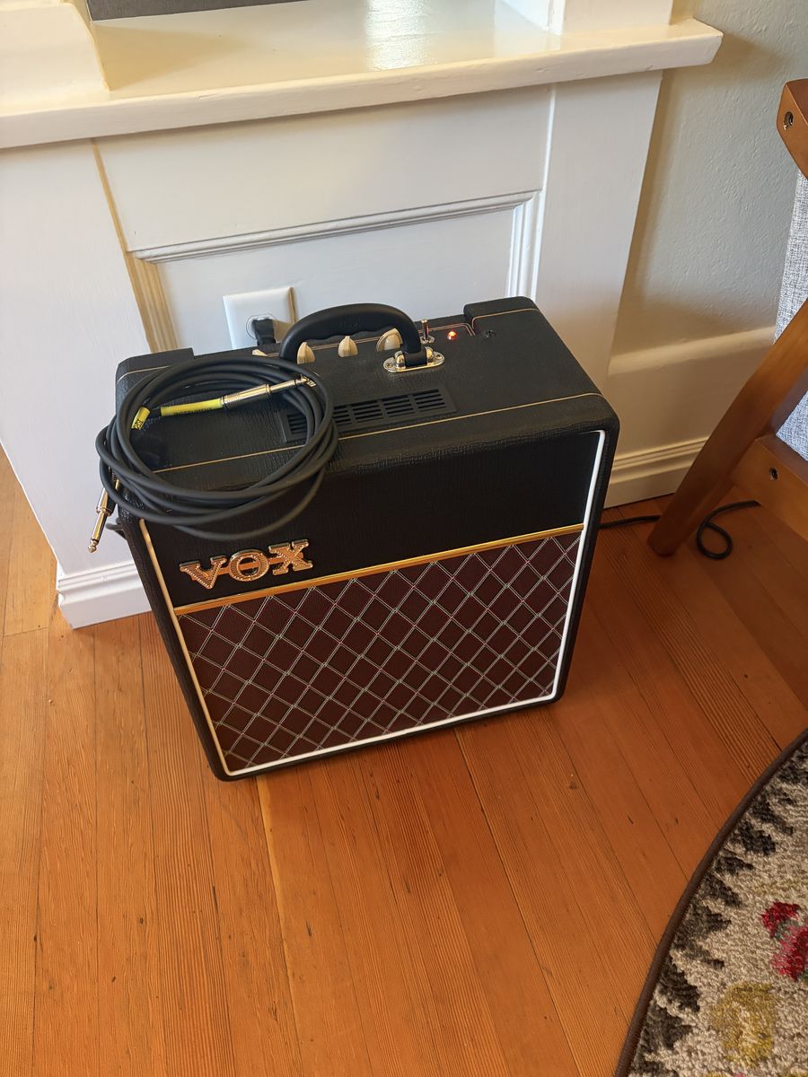 Vox AC4C1-12 4W 1x12 Tube Amp