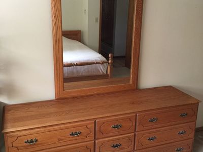 Classic Solid Oak 9-Drawer Dresser with Matching Detachable Oak Framed Wall Mirror