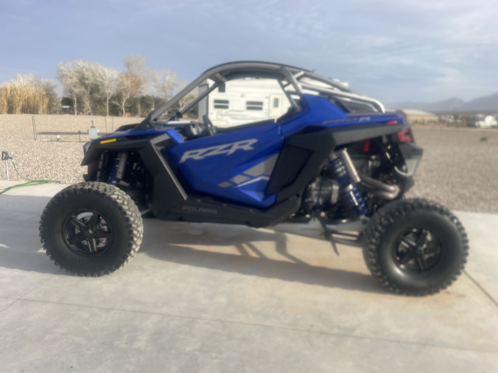 Polaris Pro R 4 Cylinder