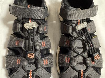 Keen Newport H2 Kids' Water Sandals Size 1 Gray/Orange All-Terrain Outdoor Shoes