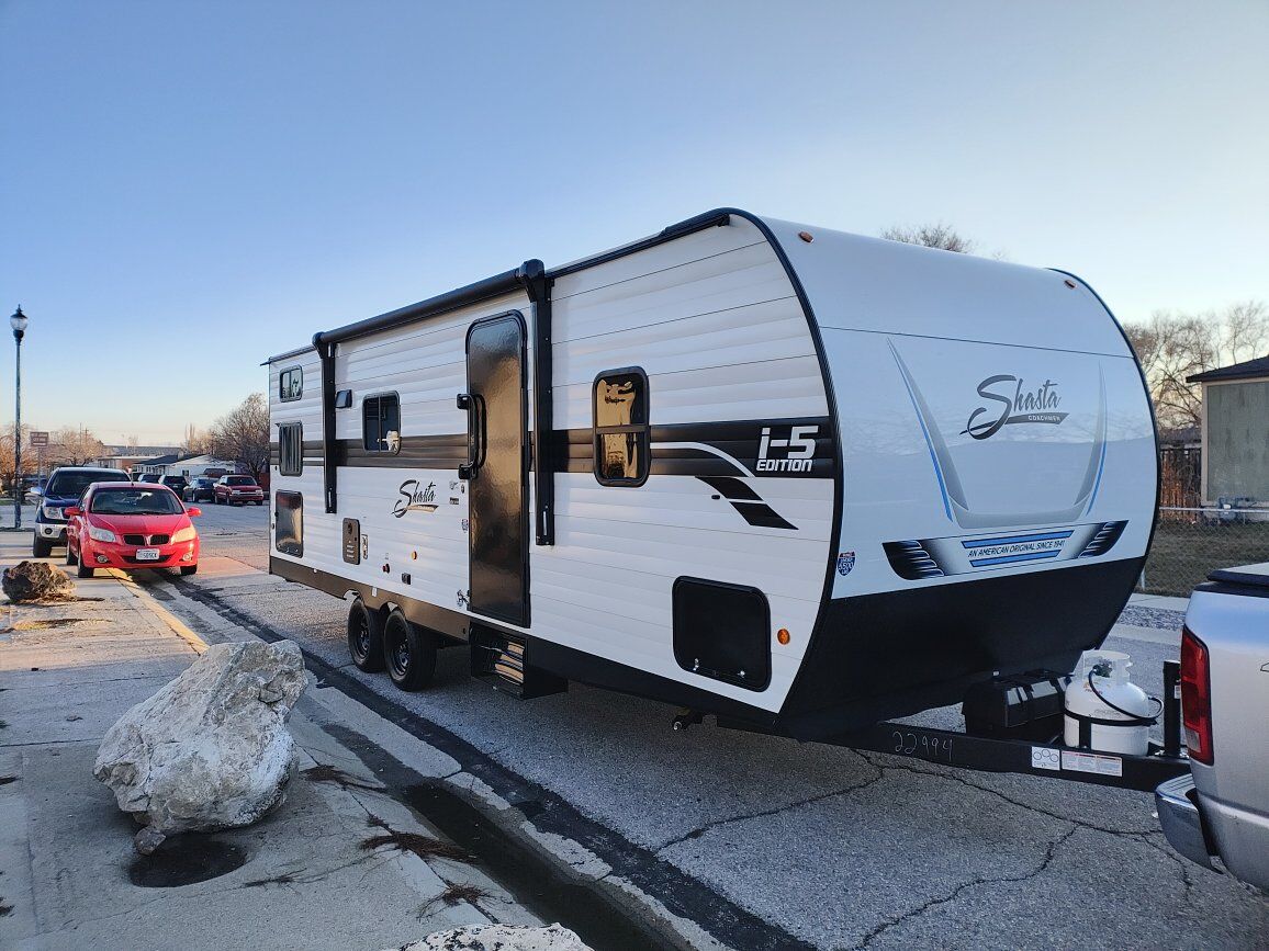 2025 Shasta 525bhs bunkhouse