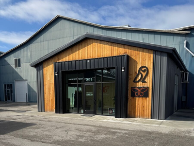 20,378 SF Temp Controlled Manufacturing- Dust Collection- 480 Volt Power