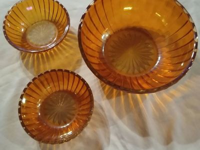 Carnival Glass Berry Bowl Set - Vintage
