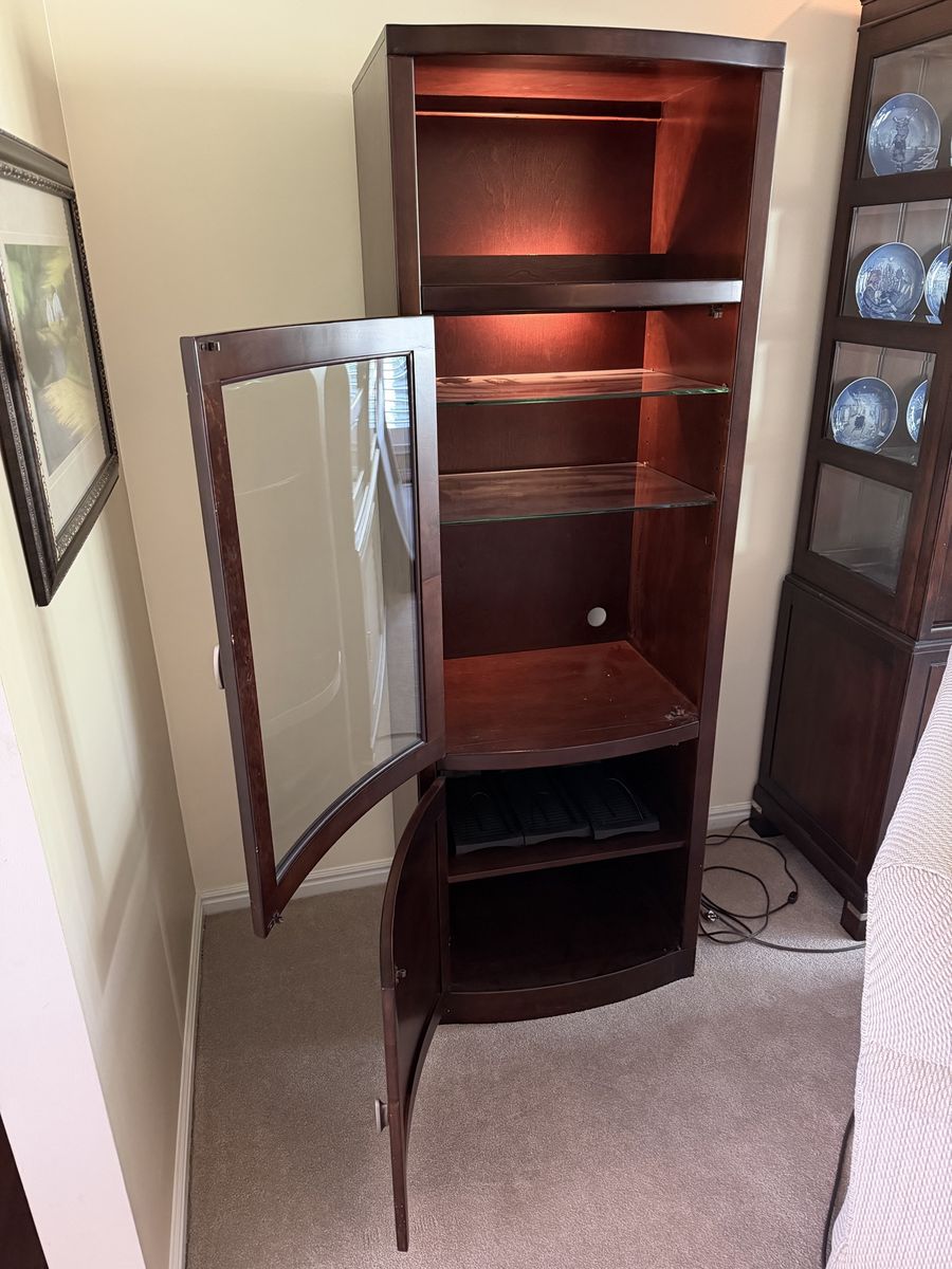 Display Cabinet